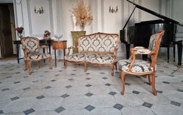 Visite guidée d'un joli petit château Renaissance
