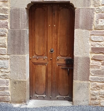 Exposition  à la Tour d'Anglemein :   Les Portes du Temps