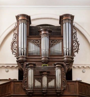 Découverte d'une église et de son orgue classé