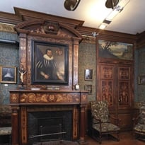 Dans la maison d'un collectionneur