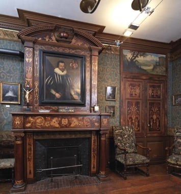 Dans la maison d'un collectionneur