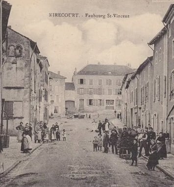 Arrêt sur image : une histoire en images et à ciel ouvert de la lutherie et de l'archèterie à Mirecourt